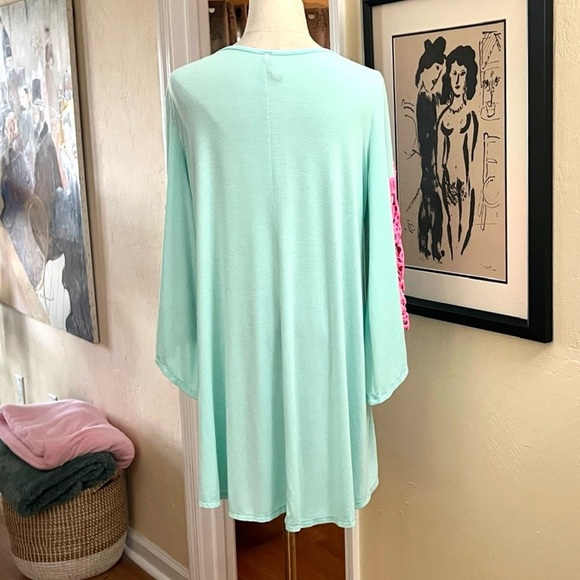 VOLL,Seafoam Tunic/Cover-Up,Fuscia S
Embroidery PLUS New Matching Wrap,Size Med - Picture 6 of 12